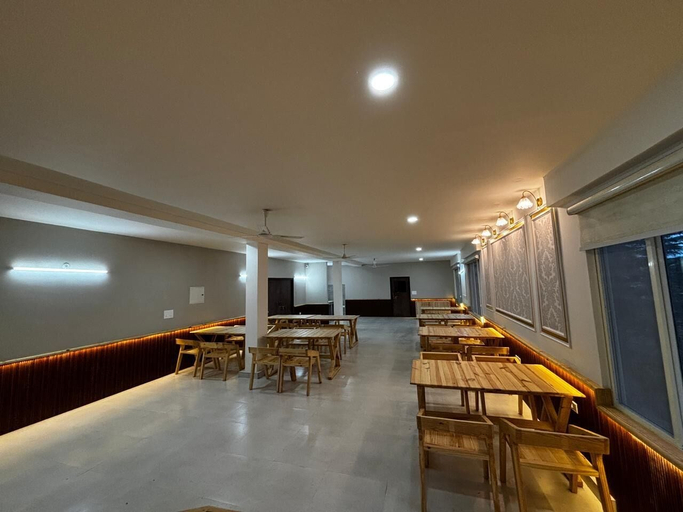 Restaurant 2, Hotel Cedar Wave, Pithoragarh