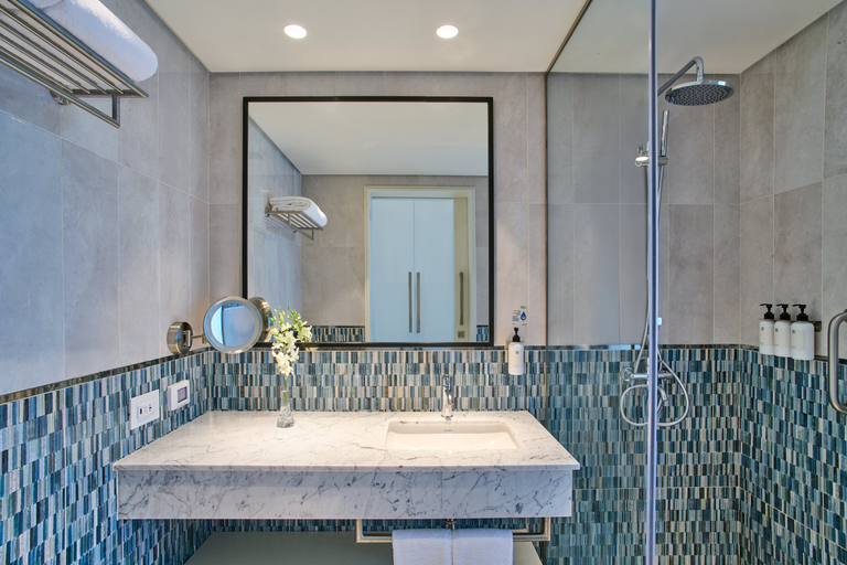Bathroom, Palma Bay Rotana New Alamein, Ad-Dukhaylah