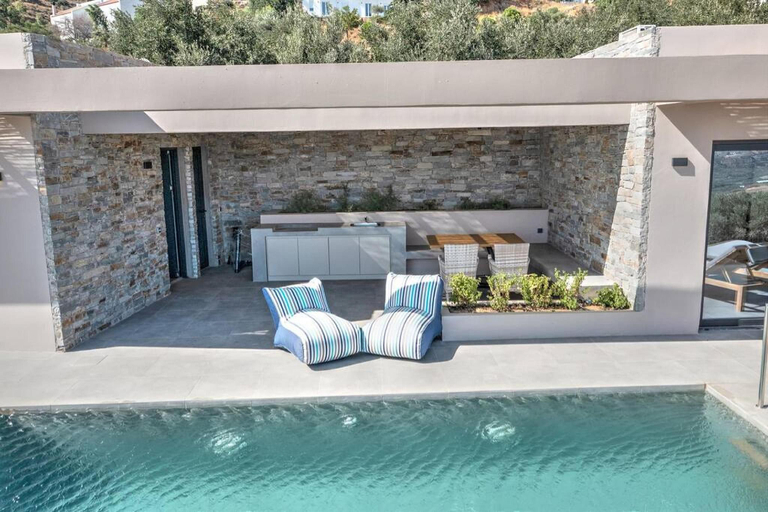 2, Villa Oniriko in Mariou, Crete