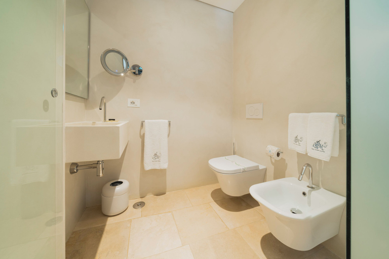 Bathroom 4, Antico Mondo Rooms & Suites, Bari