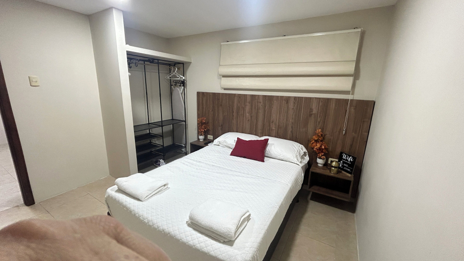 Others 5, NCG Suite 2, Guayaquil