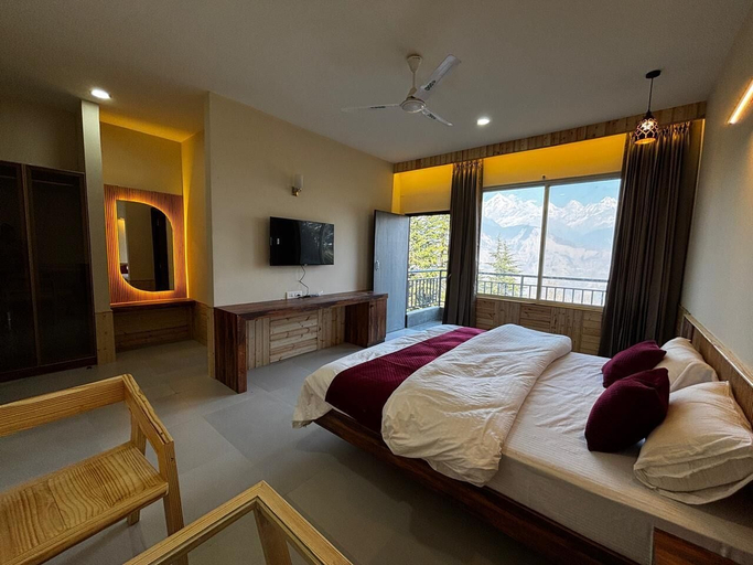 Room 5, Hotel Cedar Wave, Pithoragarh