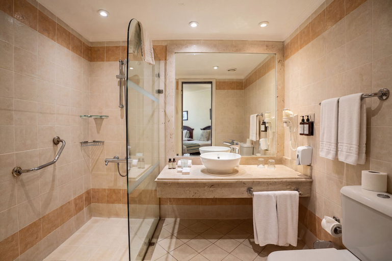 Bathroom 4, SUNRISE Juman Beach Resort, Safaja