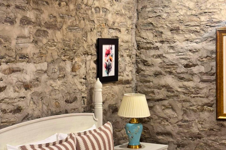 Room 4, Raht Juneo Orchards, Sirmaur
