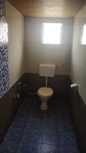 Bathroom 3, Malvan Katta, Satara