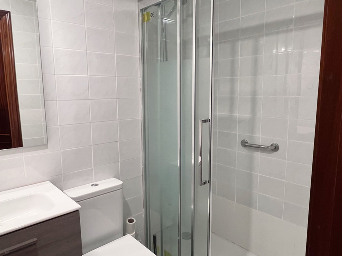 Bathroom 2, Apartamento Europa CentriC, Asturias