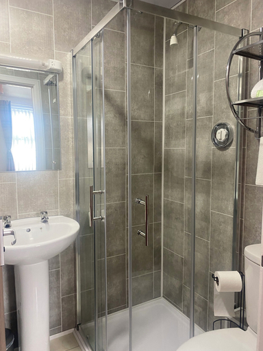 Bathroom 3, Brene Hotel, Blackpool