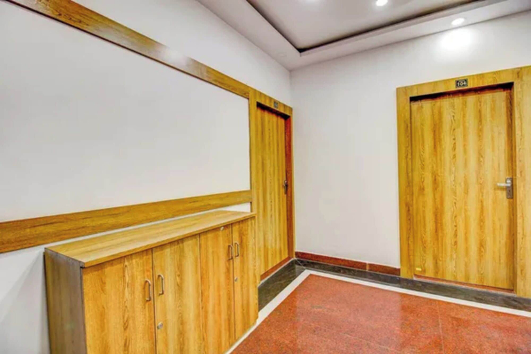 Lobby 4, Fabhotel Lake Link, Bhopal