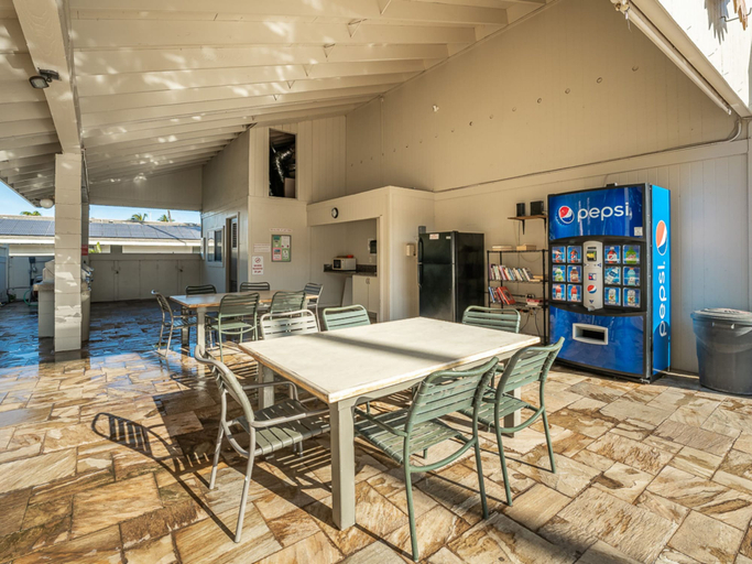 Food & Drinks, Kihei Akahi D-105 by Maui Rental Group, Maui
