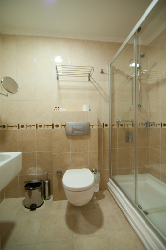 Bathroom 4, Taksim Metropark Hotel, Beyoğlu