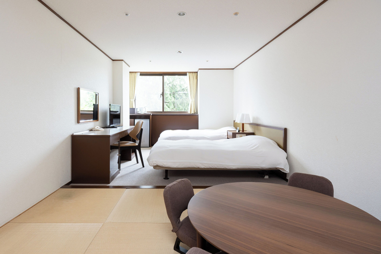 Bedroom 4, Hotel Kanronomori, Rankoshi