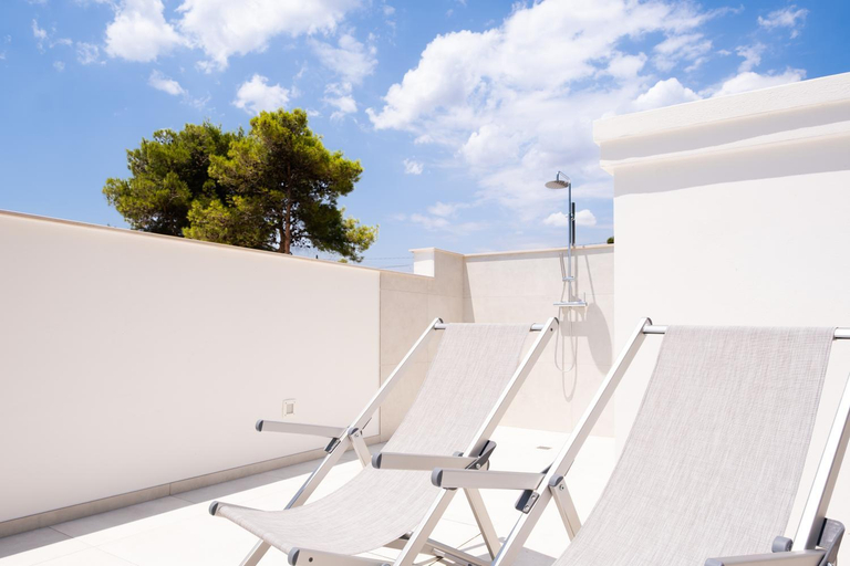 Others 5, Lo Chalet, Lecce