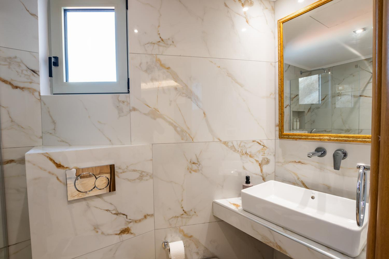 Bathroom 3, Dolphin Hotel Apartments, South Aegean
