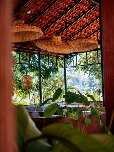 Others 5, Vinsons Cottages, South Goa