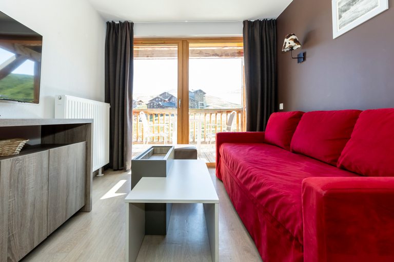 Bedroom 3, Residence Odalys Front de Neige, Savoie