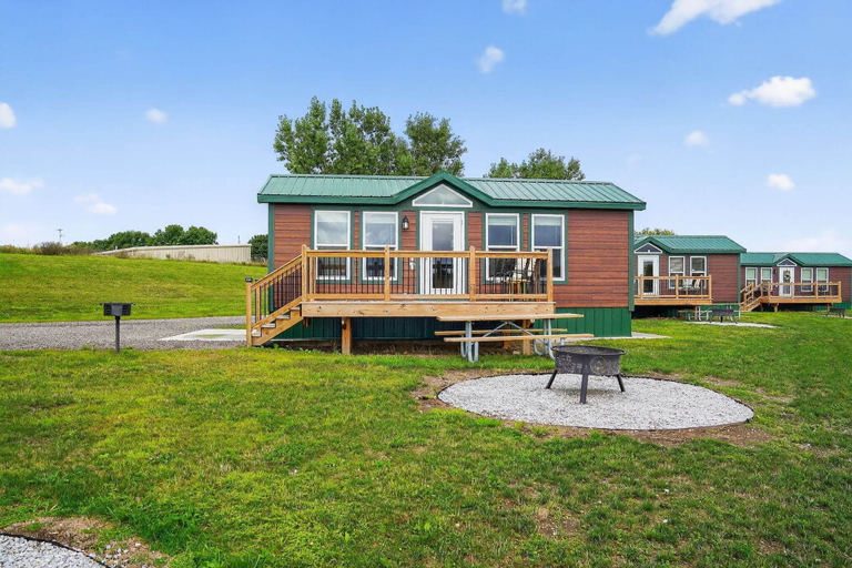 Exterior 5, Alice Springs RV Park & Resort, Ionia