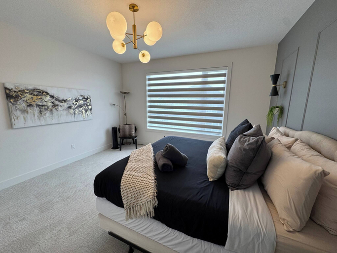 Room 3, Luxe Elite Escape 8 Bdrm Near Lake!, Division No. 6