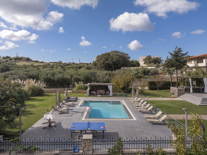 2, Villa Sfedami with Private Pool and Children Safet, Crete