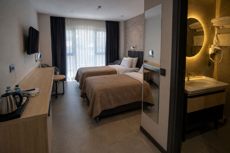 Bedroom 2, DEMEDERON HOTEL, Maçka