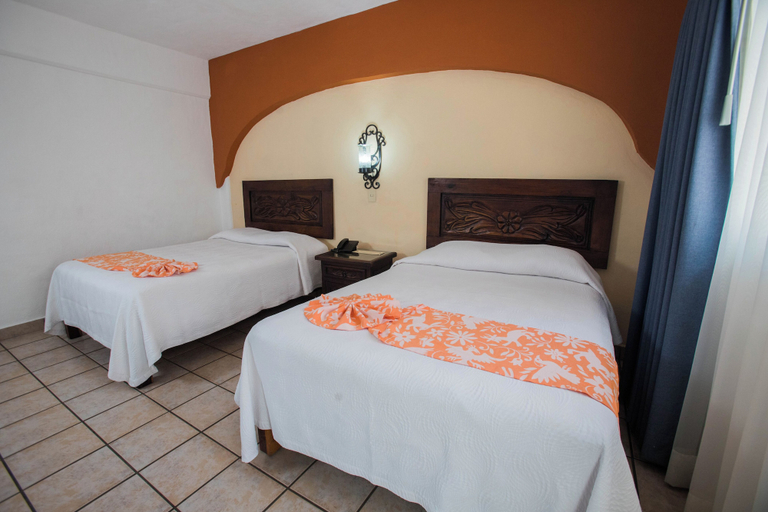 Bedroom 3, El Pescador Hotel, Puerto Vallarta