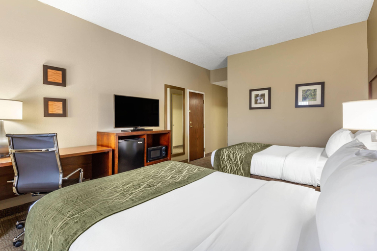 Bedroom 3, Comfort Inn Aikens Center, Berkeley