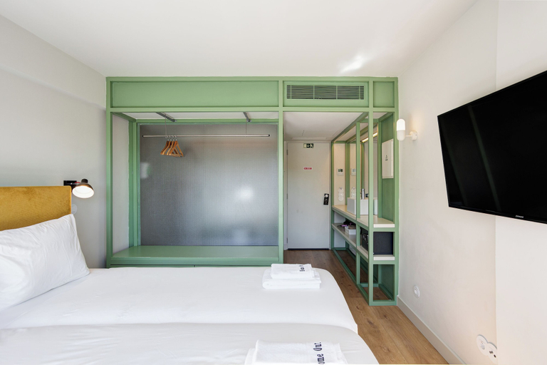 Room 5, Home Out Marquês Suites, Lisbon