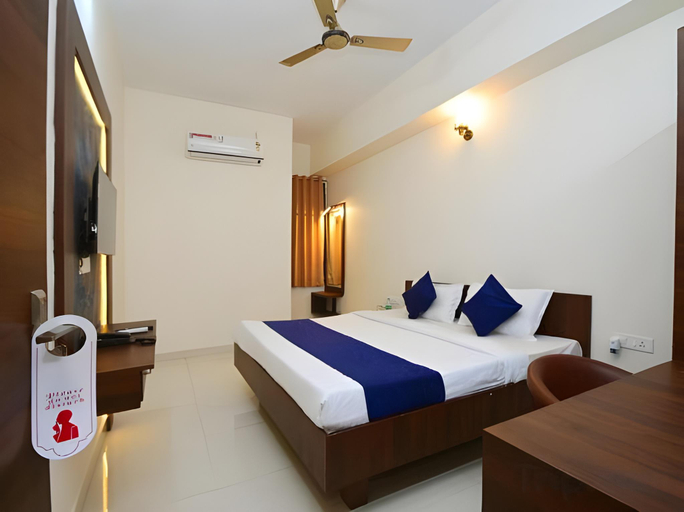 Bedroom 2, HOTEL HALLMARK, Kota