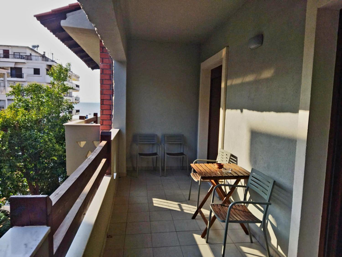 Others 5, Cosy Vacation in Peraia, Central Macedonia