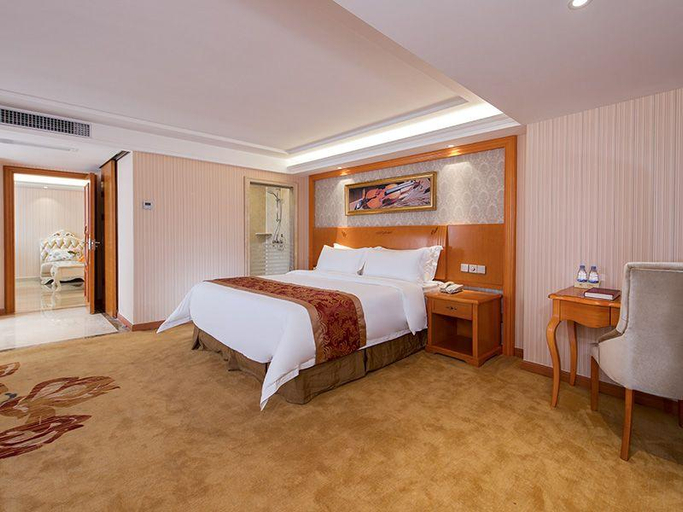 Bedroom 2, Vienna Hotel Hainan Lingshui Center, Hainan