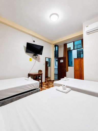 Room 2, CRISMAS hotel, Tambopata