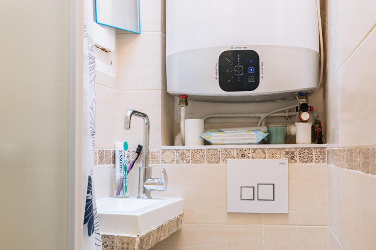 Bathroom 3, Chic Studio Apartment for 3 - La Villette!, Paris