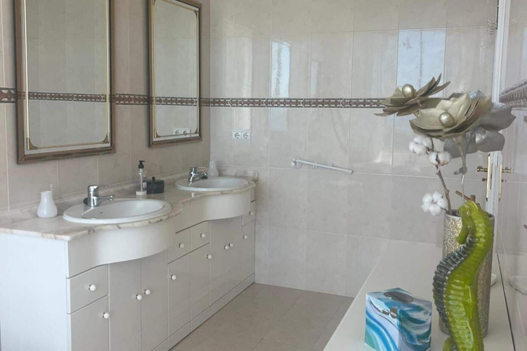 Bathroom 5, Villa Sleeps 4 With Indoor Pool, Alicante