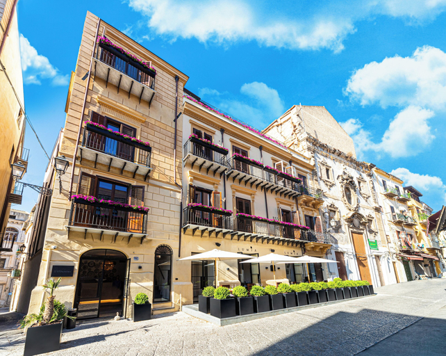Exterior & Views 2, Casa Nostra Luxury Suites, Palermo