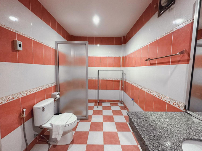 Bathroom 4, Suan Palm Garden View, Muang Rayong