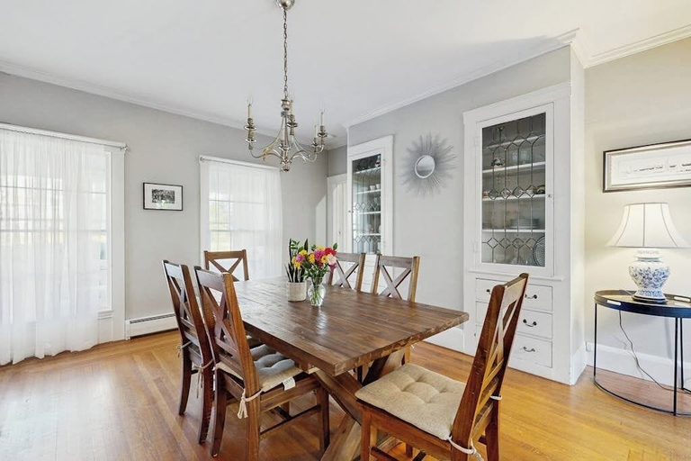 Room 3, Historic Home Steps From the Harbor With Enclosed Porches & Gorgeous Deck, Knox