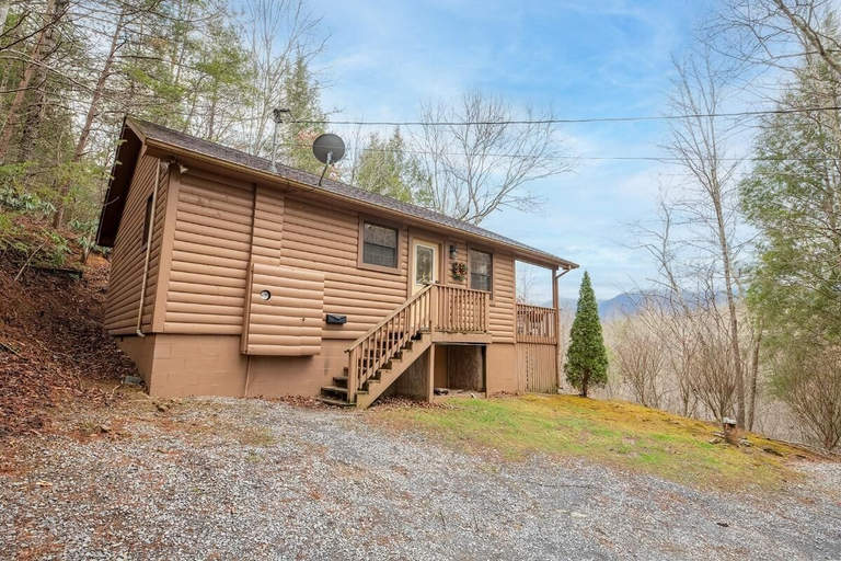 Exterior & Views 2, Cozy Bear Hideaway, Sevier
