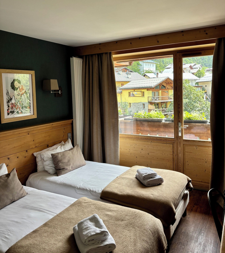 Bedroom 3, LOGIS HOTEL LE MONAL, Savoie