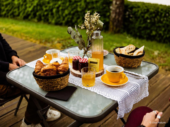 Food & Drinks 5, Tiny house - Cabane sur pilotis - Etat Nature, Meurthe-et-Moselle