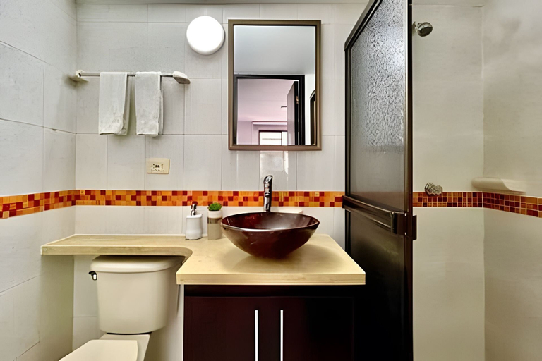Bathroom, Apartamento en Pinares con piscina, Dosquebradas