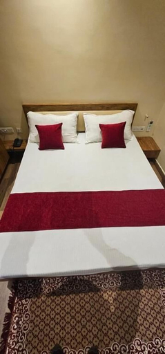 Bedroom 3, Dream Hotel, Puruliya
