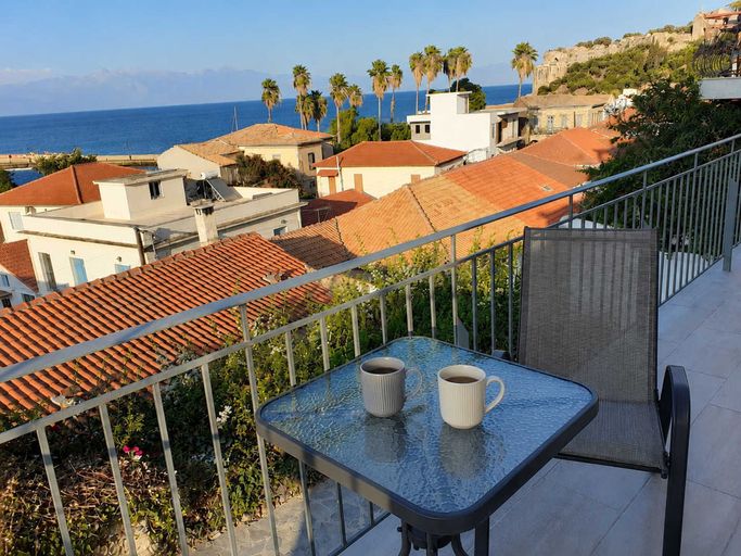 Room 4, Angira 5 Seaview Escape - Koroni Bright Getaway, Peloponnese