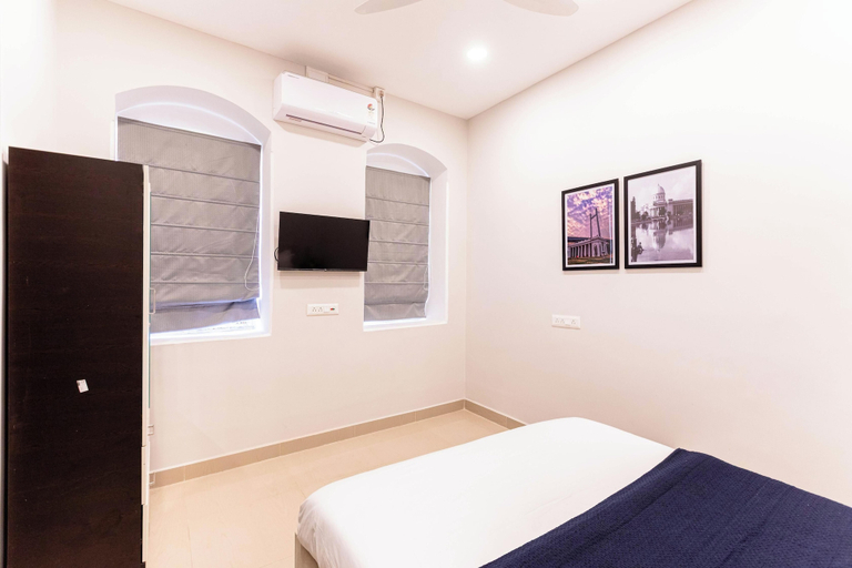 Room 5, Calcutta Haven by Jadecaps Shyambazar 2BK, Kolkata