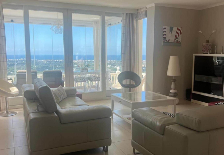 Living area 3, Villa Sleeps 4 With Indoor Pool, Alicante