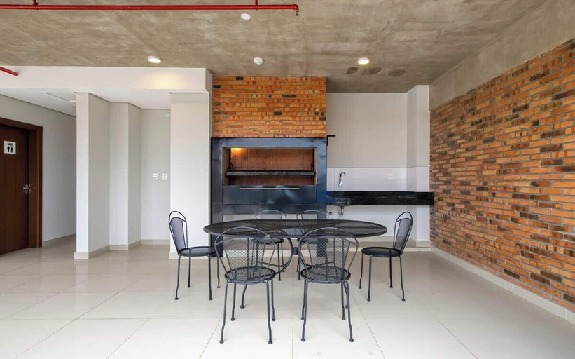 Dining 4, Corporate Stays Zuba III - 604, Fernando de la Mora