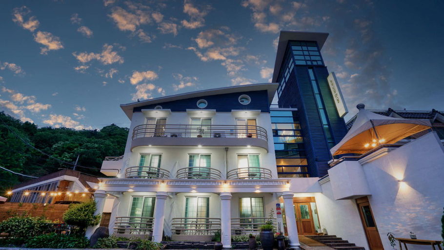 Others 1, Nutinamu Maeul Pension, Chuncheon