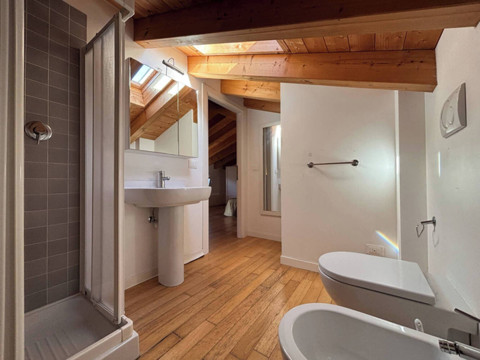 Bathroom 2, Comfy Flat With a Fireplace, Venezia