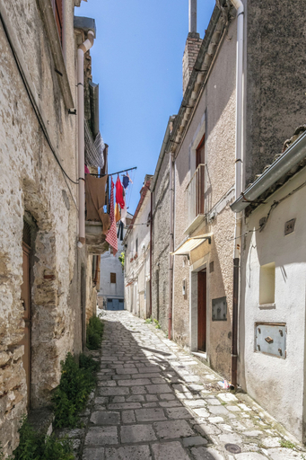 Exterior 5, Rab 50, Matera