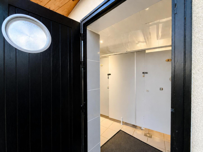 Bathroom 3, Bulle de l'etang - Etat Nature, Meurthe-et-Moselle