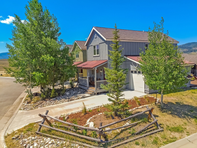 Exterior 5, Buckhorn Reserve 3 Bedroom Cabin, Grand