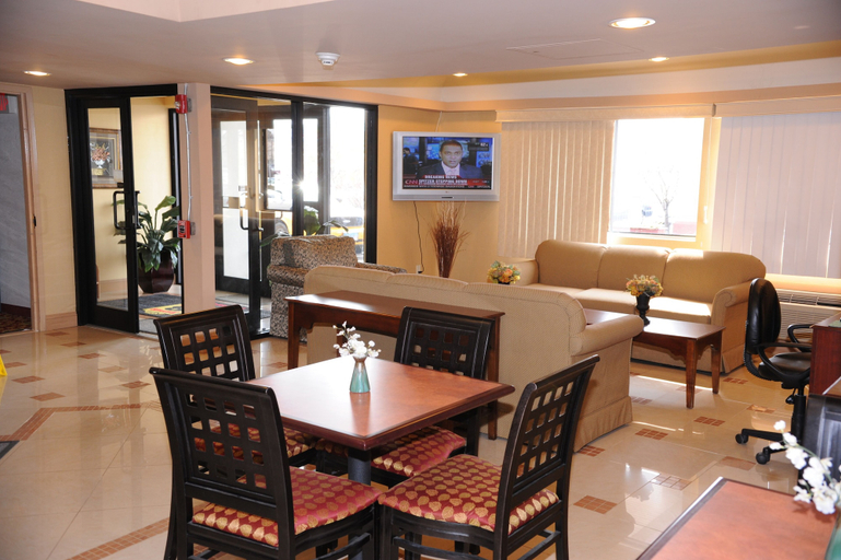 Others 5, Knights inn Hartford, Hartford